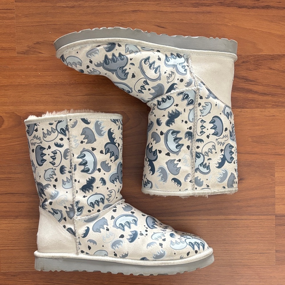 Limited edition Mid Classic UGG